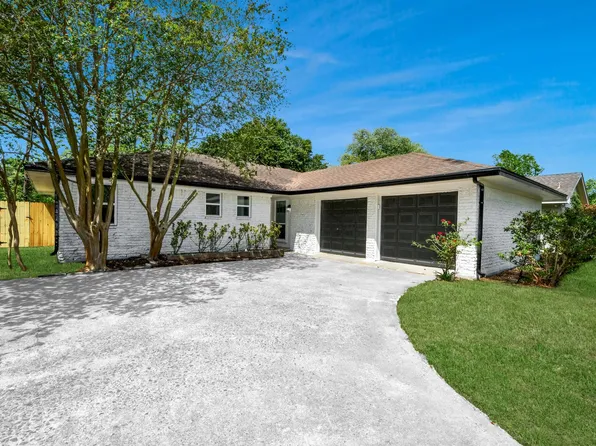 11222 Cliffwood Dr, Houston, TX 77035
