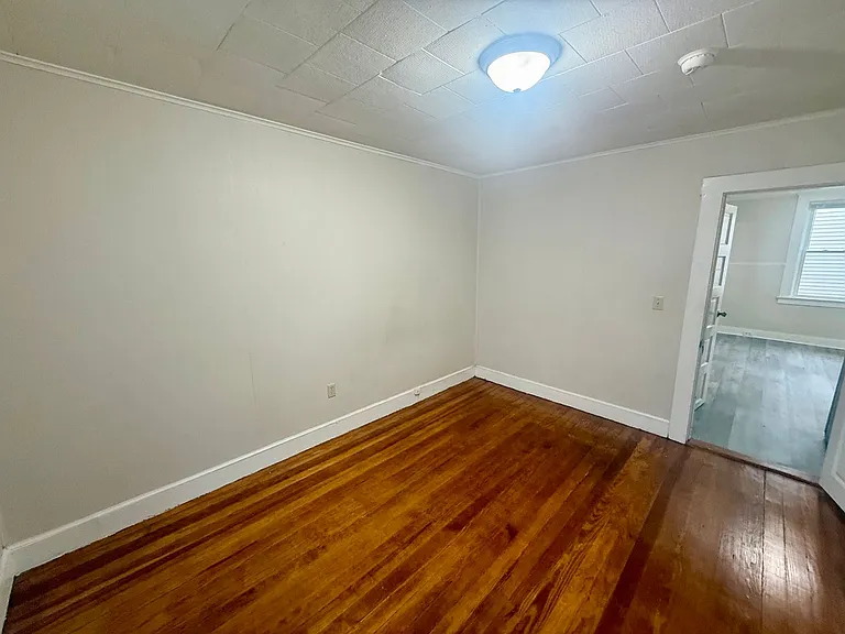 40 Prospect Ave — Photo 6
