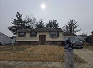 19 Roosevelt Dr, Laurel Springs, NJ 08021