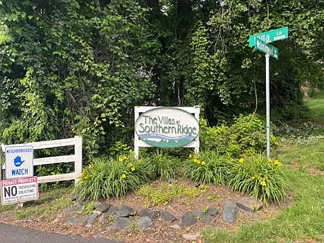 2 bed, 950 sqft, $1,600 — Photo 1