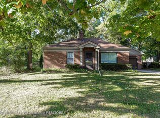 123 E Miller Rd, Lansing, MI 48911