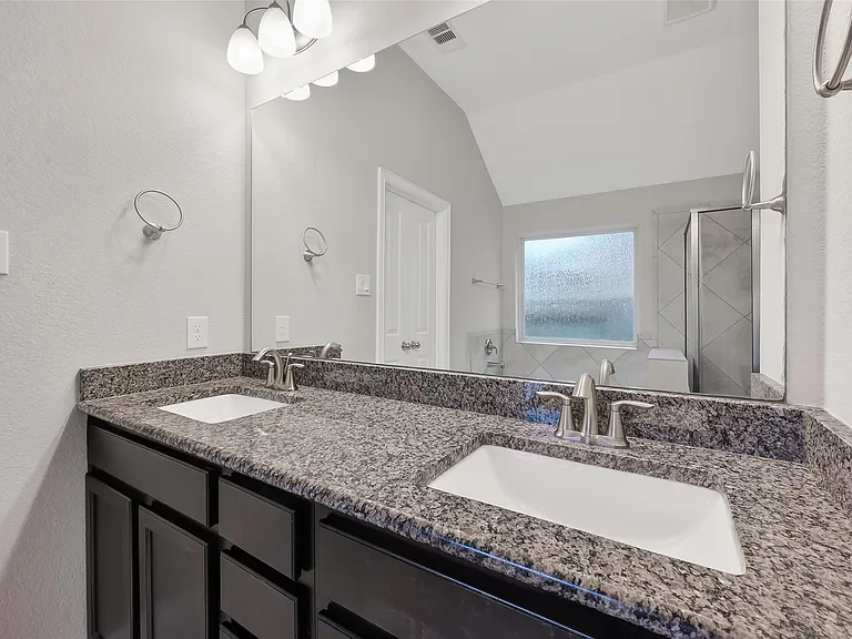 134 S Bearkat Ct — Photo 35