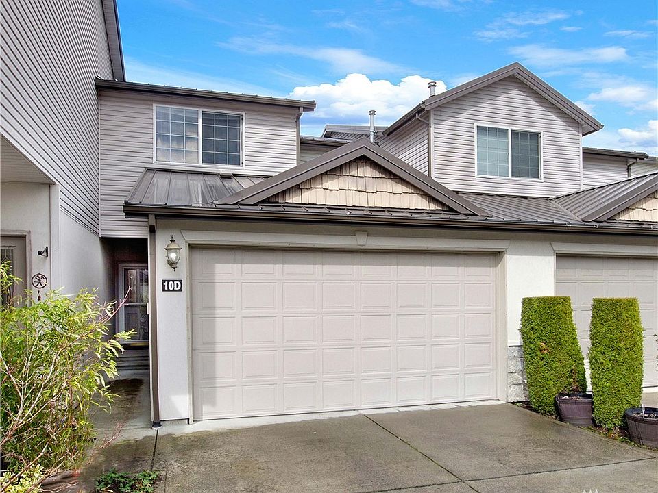 1st image of 418 17th St SE Unit 10D
