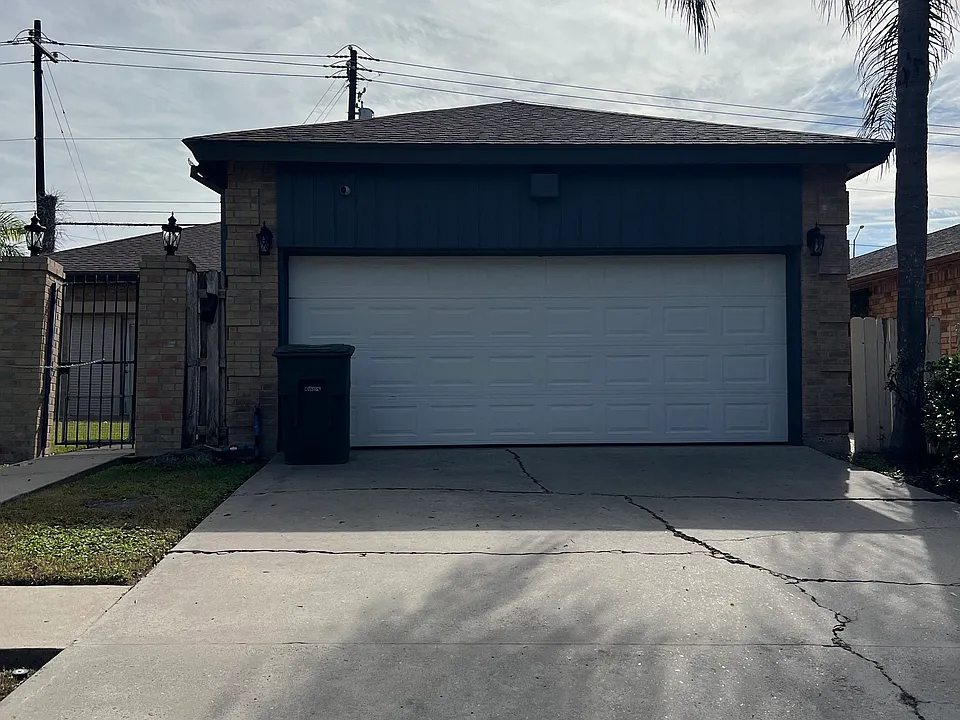 121 Parkview Cir