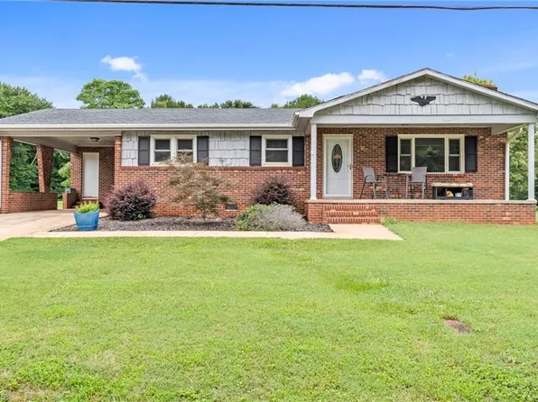 131 River Rd, Boonville, NC 27011