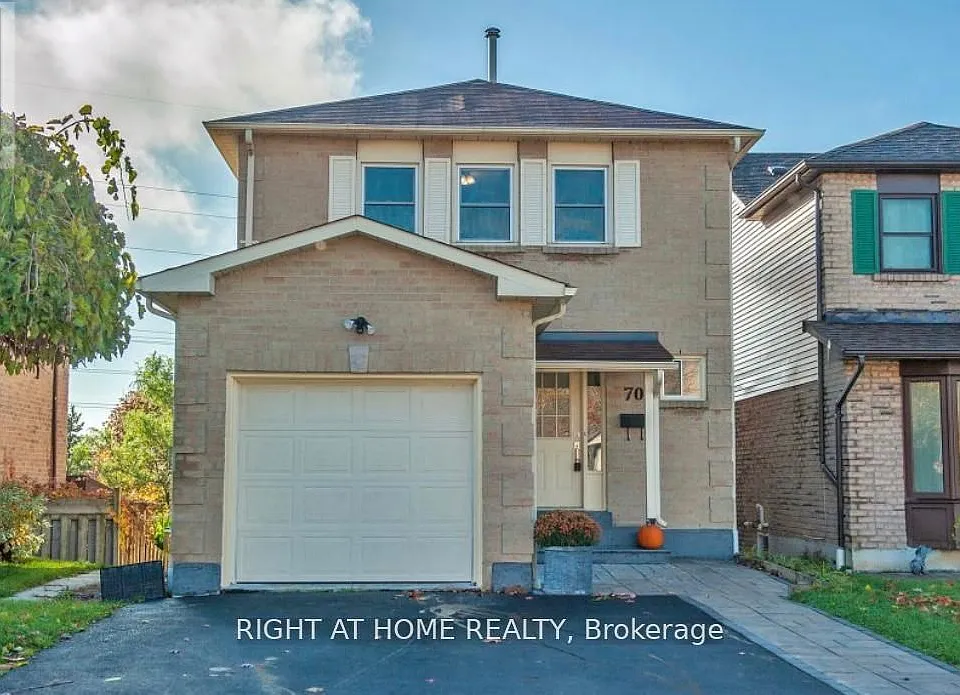 70 Fairmeadow Pl #LOWER