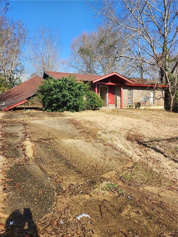 506 S Church St, Tuskegee, AL 36083 Zillow