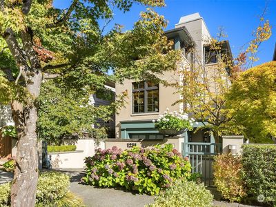 1231 42nd Avenue E, Seattle, WA, 98112