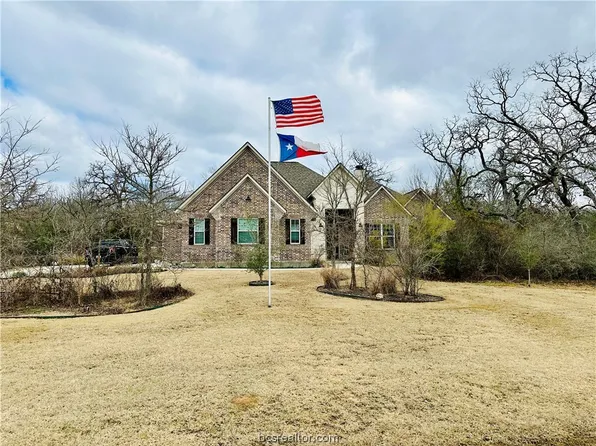 9132 Balmoral Bnd, Iola, TX 77861