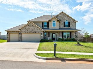 2517 Foxglove Ln, Edmond, OK 73013