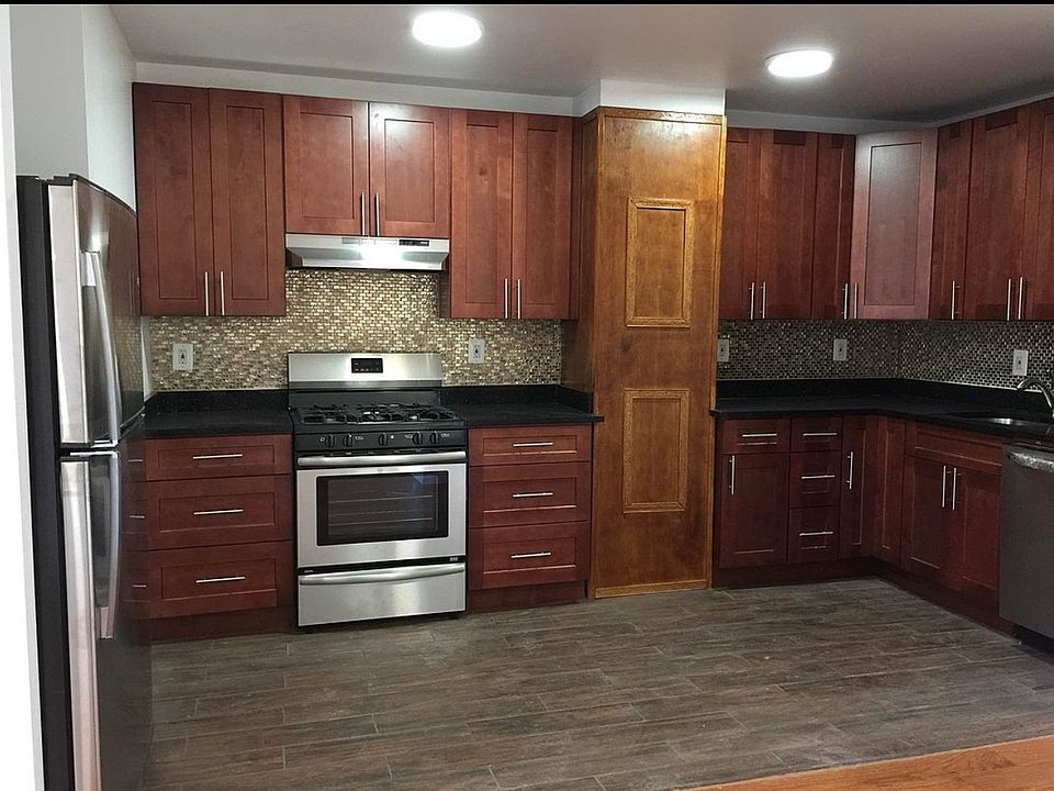 1st image of 2322 Broadway APT 2A