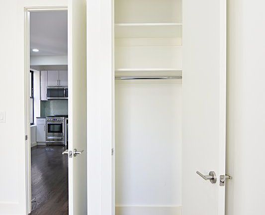 5th image of 2546 7th Ave APT 15
