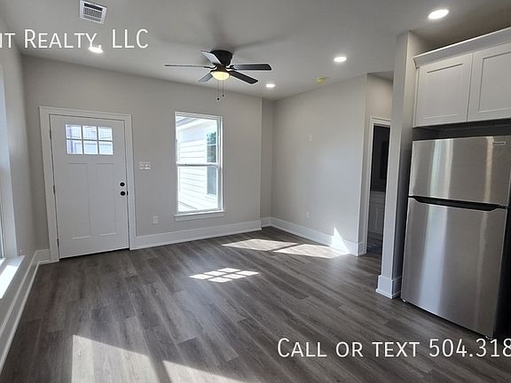 4th image of 3625 Park Blvd #3625