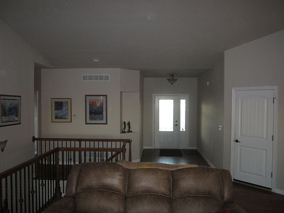 Entry and Stairs to basement