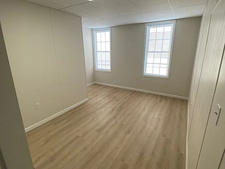507 E Main St #2 — Photo 8