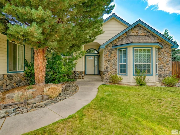 2121 Court Side Cir, Carson City, NV 89703