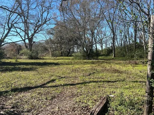 700 Hog Aly, Rayne, LA 70578