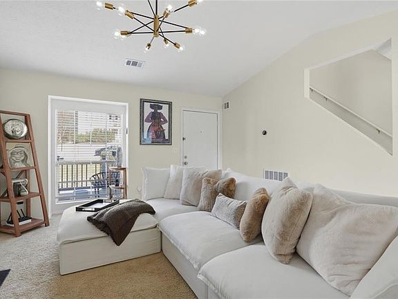 5th image of 3934 Conley Downs Ln