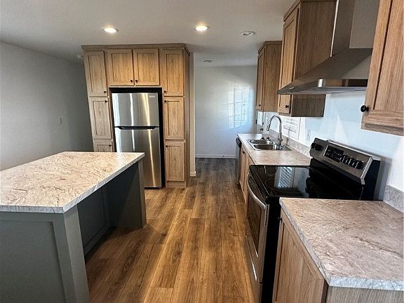4th image of 1839 Artesia Drive