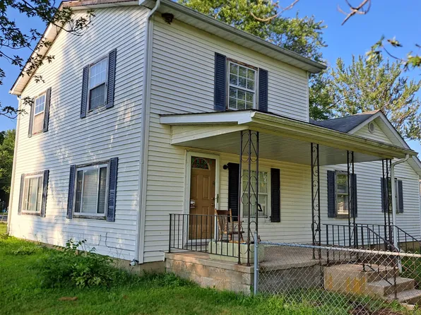 616 N Edgewood Dr, Muncie, IN 47303