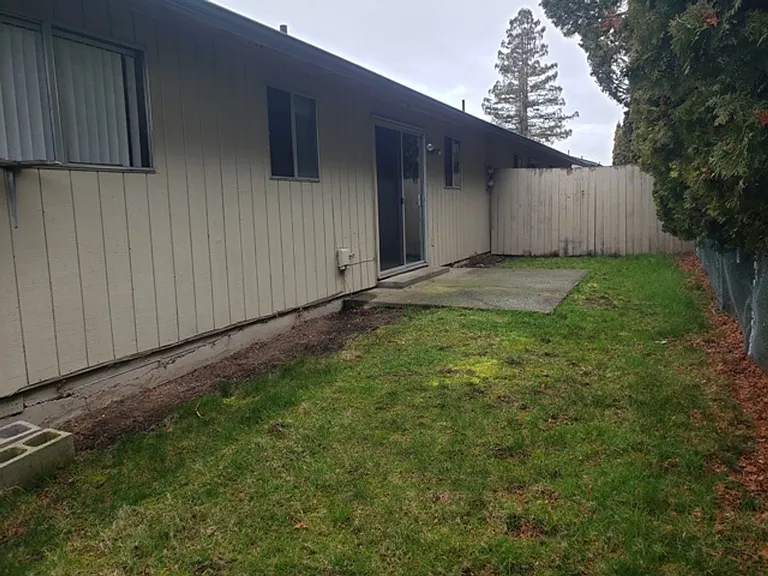 3880 Auburn Rd NE — Photo 12