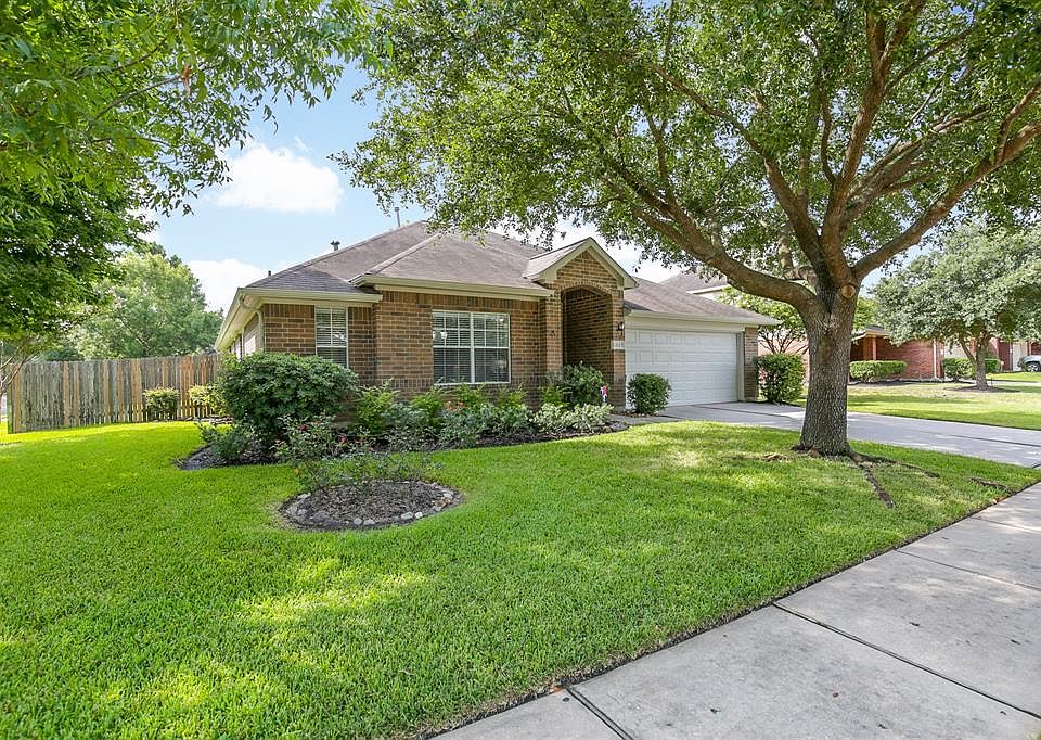 1st image of 12223 Lavon Dr