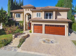 22627 Ticonderoga Rd, Calabasas, CA 91302