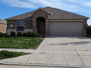 415 Plum Dr, Nevada, TX 75173