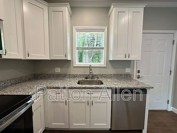 5th image of 40 Little Martha Ln