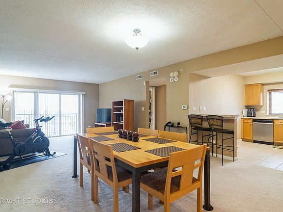 3rd image of 635 Perrie Dr APT 506-2
