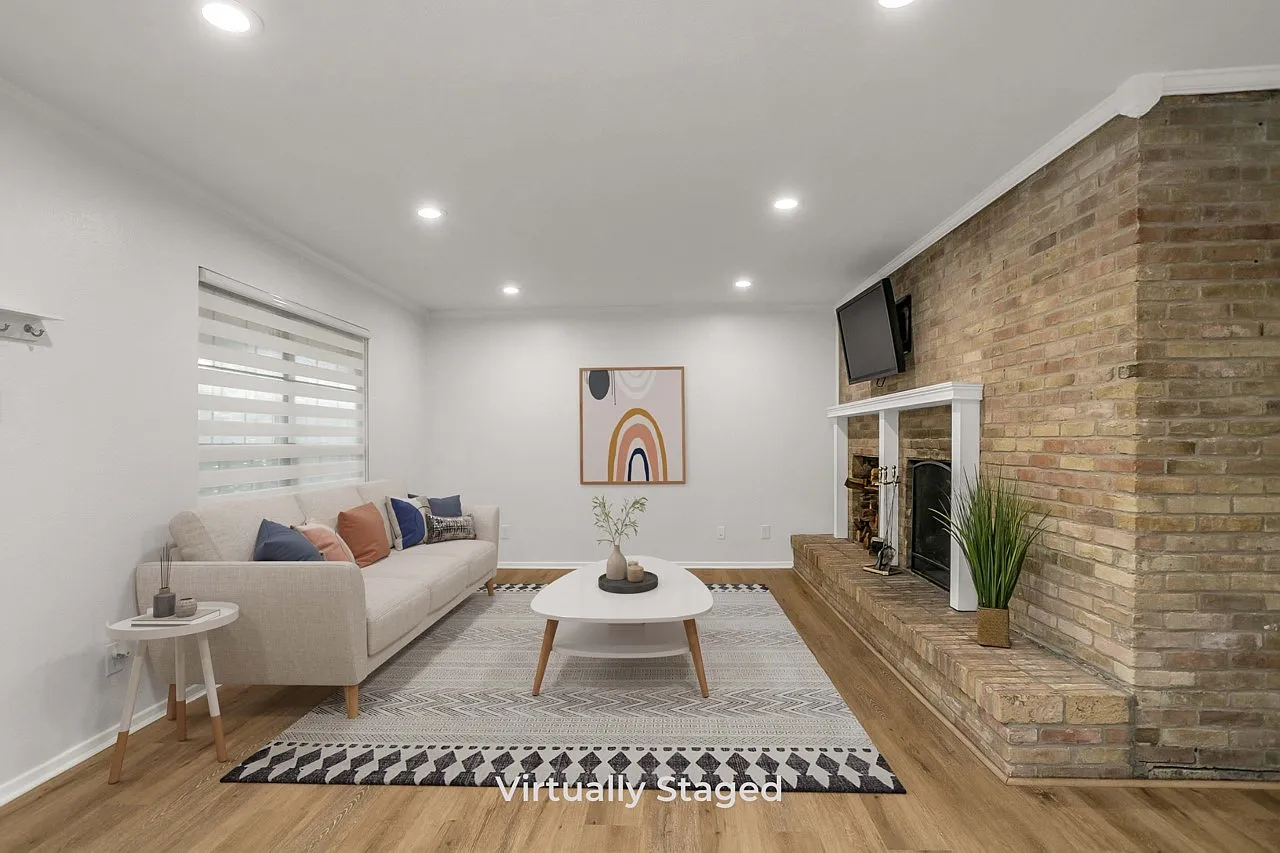 5916 Birchbrook Dr APT 222 photo 1