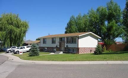 1st image of 103 Meadowlark Ln