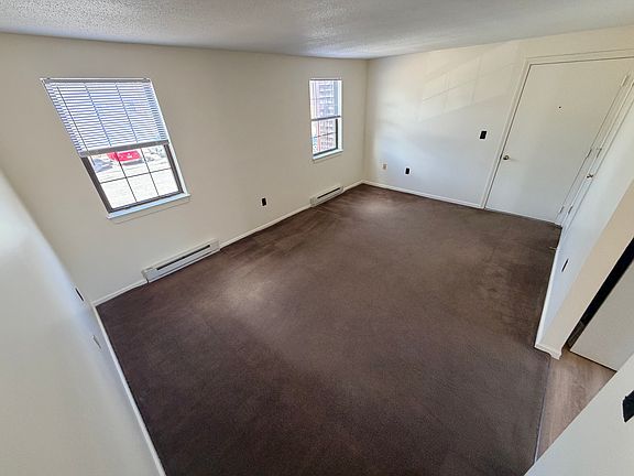 4th image of 4 Penwood Dr #6