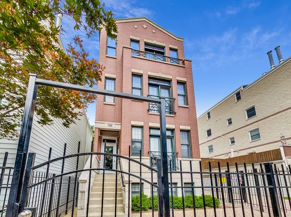 1330 W Fletcher St #1