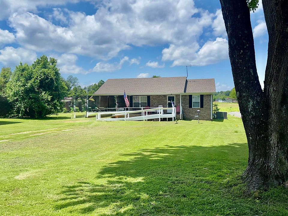 1st image of 373 S Reelfoot Ave