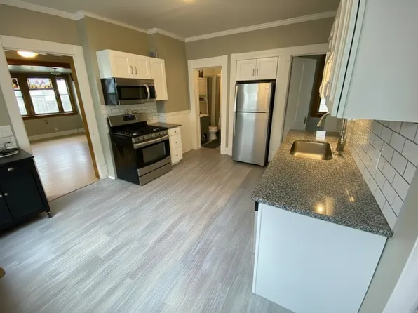 1832-34 N. Warren Ave, 1832-34 N Warren Ave #1834, Milwaukee, WI 53202