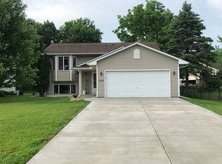 202 Benton St E, Cologne, MN 55322