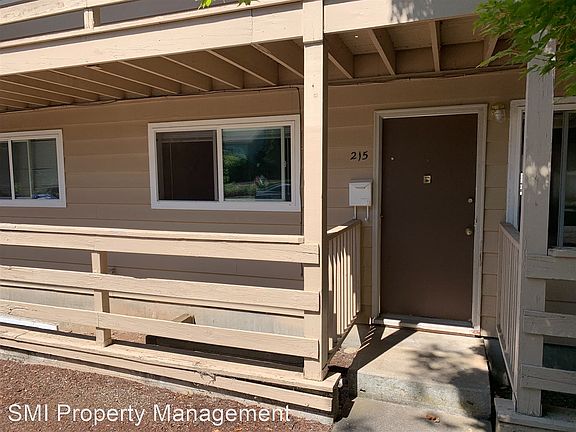 3rd image of 235 Miller St S #7034294