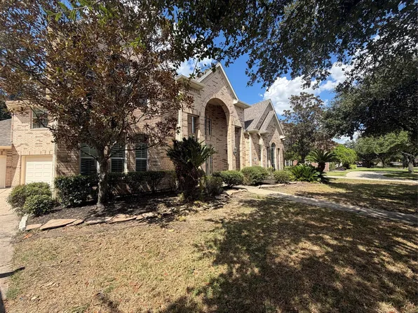 5510 Darschelle Dr, Houston, TX 77069