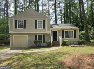 447 Sherwood Cir, Stone Mountain, GA 30087
