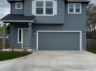 1683 Dotie Dr, Springfield, OR 97477