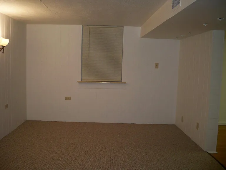 331 W Cedar St #1 — Photo 10
