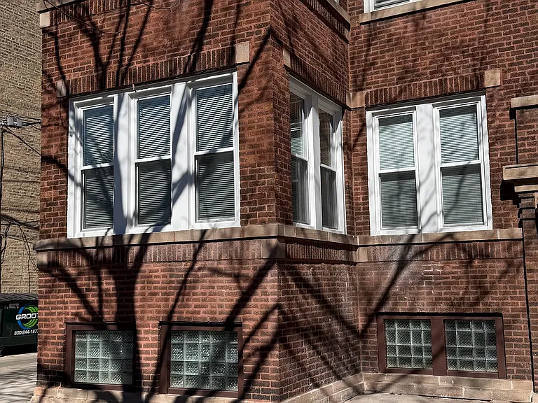1546 W Arthur Ave #4 — Photo 1