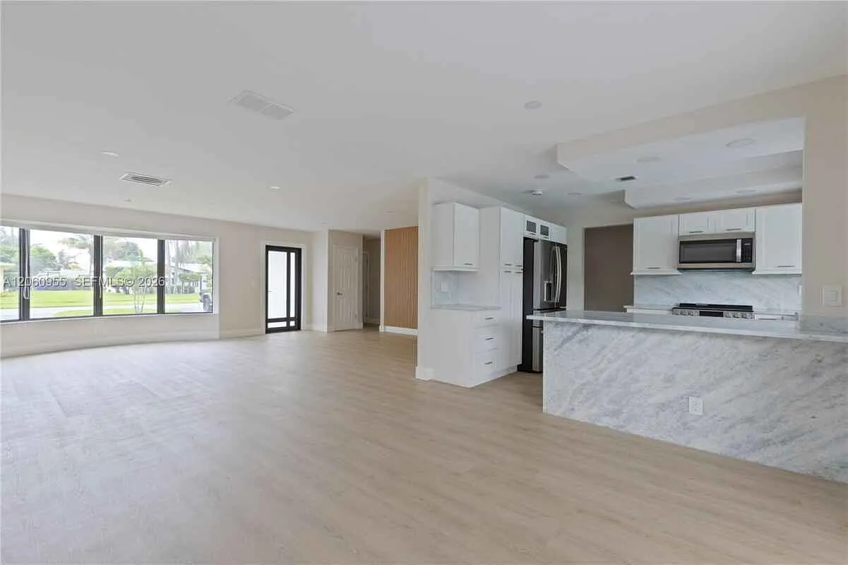 4115 Madison St Hollywood, Fl 33021 — Photo 3