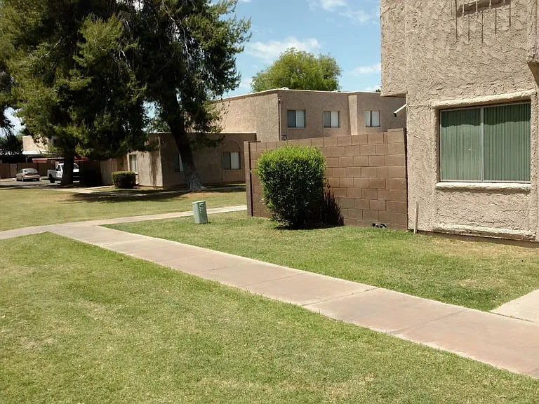 600 S Dobson Rd #206 — Photo 5