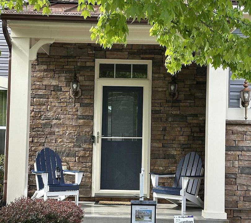 1st image of 37099 Fairway Dr