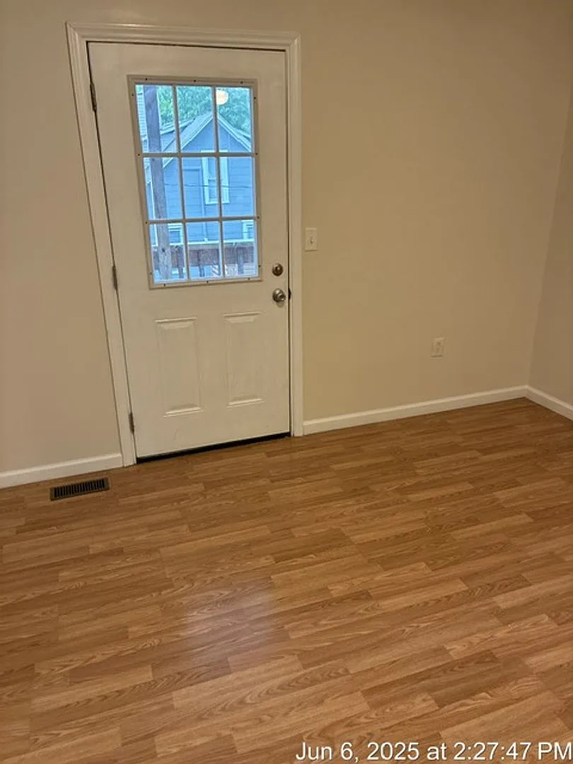 768 Garrison Ave Left — Photo 4