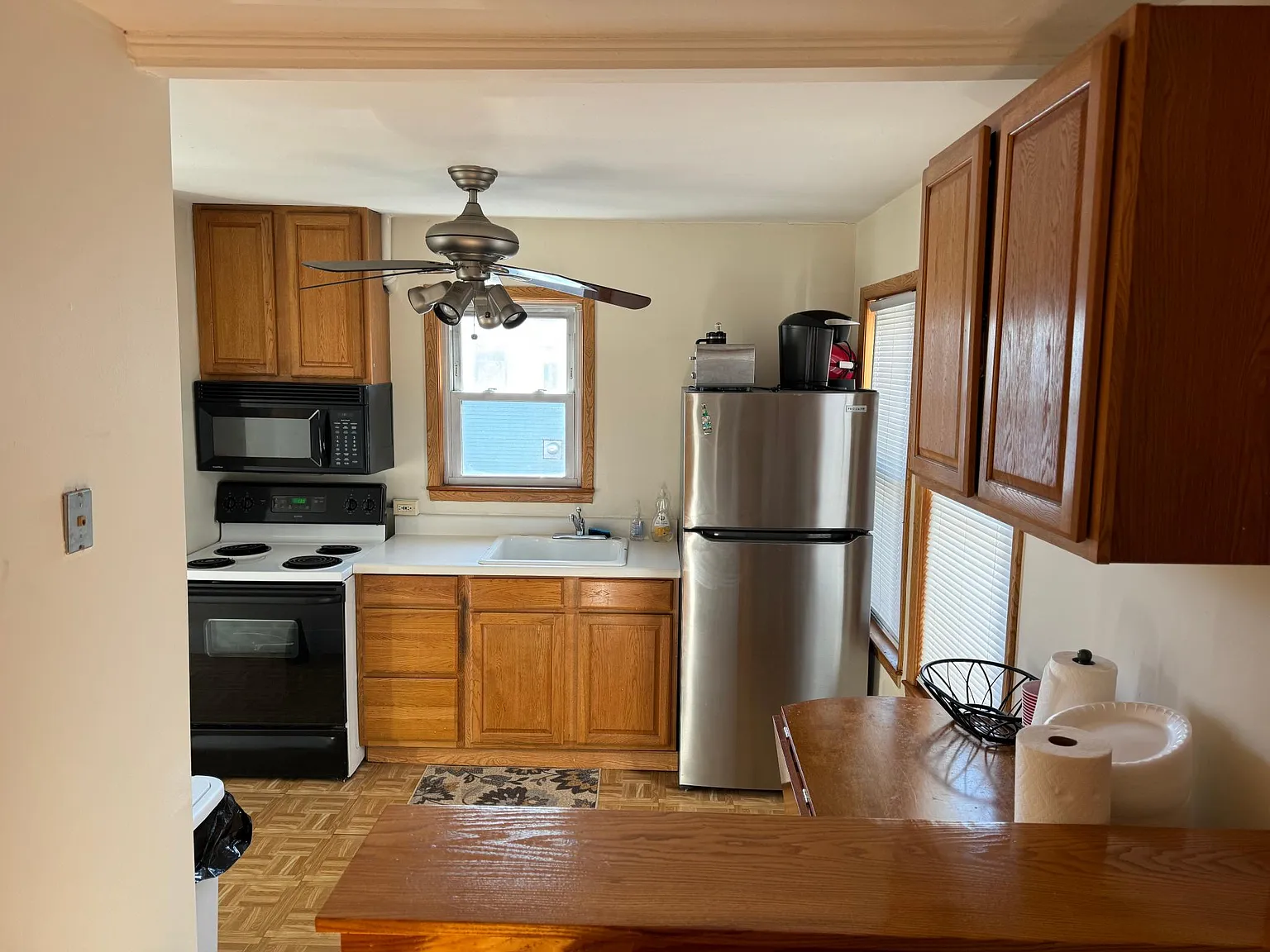 114 Lincoln Ave — Photo 2