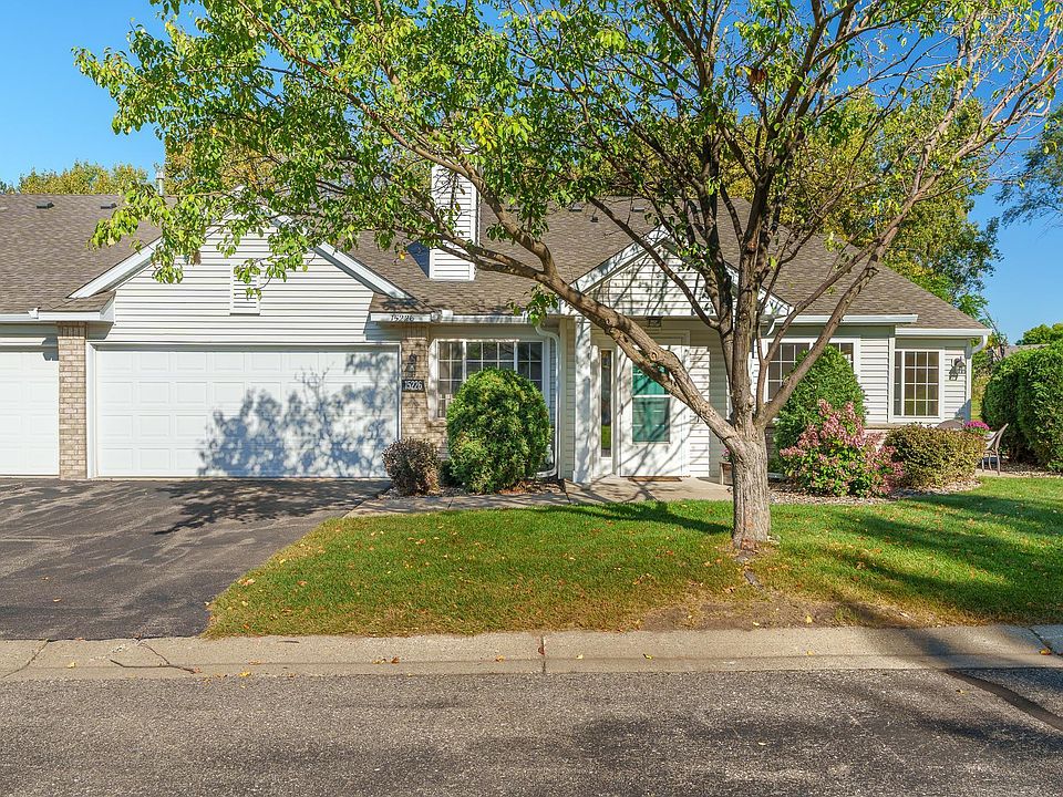 1st image of 15226 Greenhaven Way