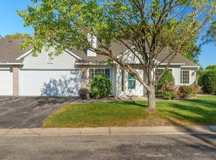 15226 Greenhaven Way, Burnsville, MN 55306